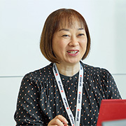 上原 真由美 氏写真